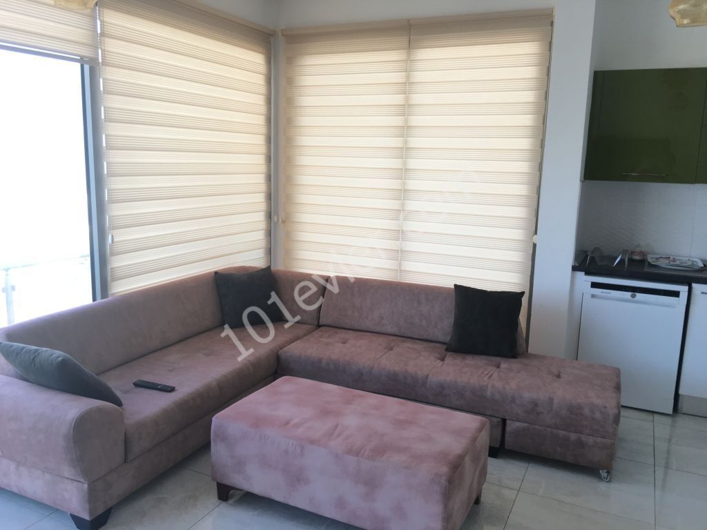 Kıbrıs Girne Merkezde Kiralık Lüx 2+1 Eşyalı Daire