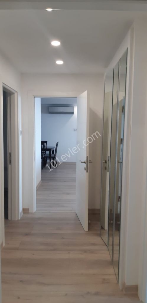 Kıbrıs Girne Merkezde Site İçi Ultra Lüx 3+1 Daire