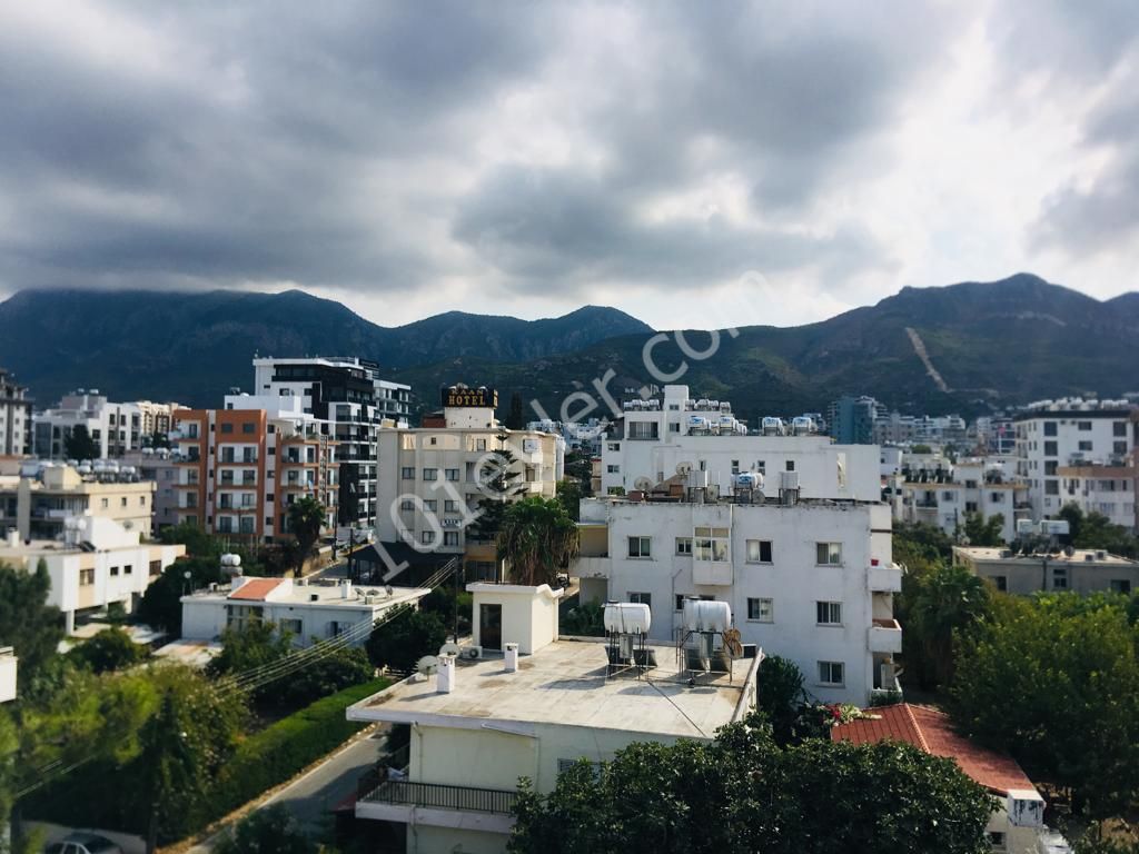 Flat For Sale in Girne Merkez, Kyrenia