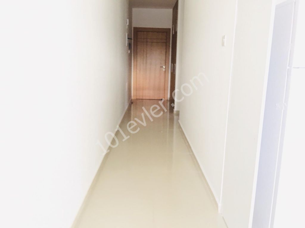 Flat To Rent in Girne Merkez, Kyrenia