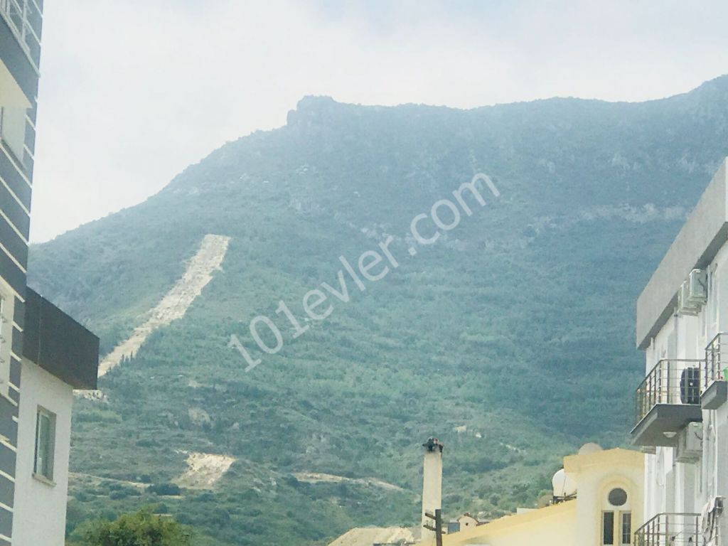 Flat For Sale in Girne Merkez, Kyrenia