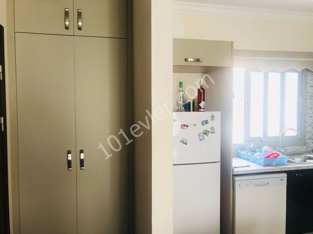 Flat For Sale in Girne Merkez, Kyrenia