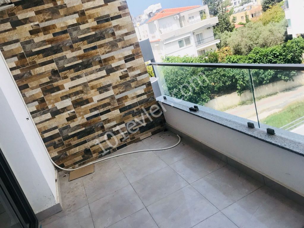 Girne Merkez’de Satılık 2+1 Daire