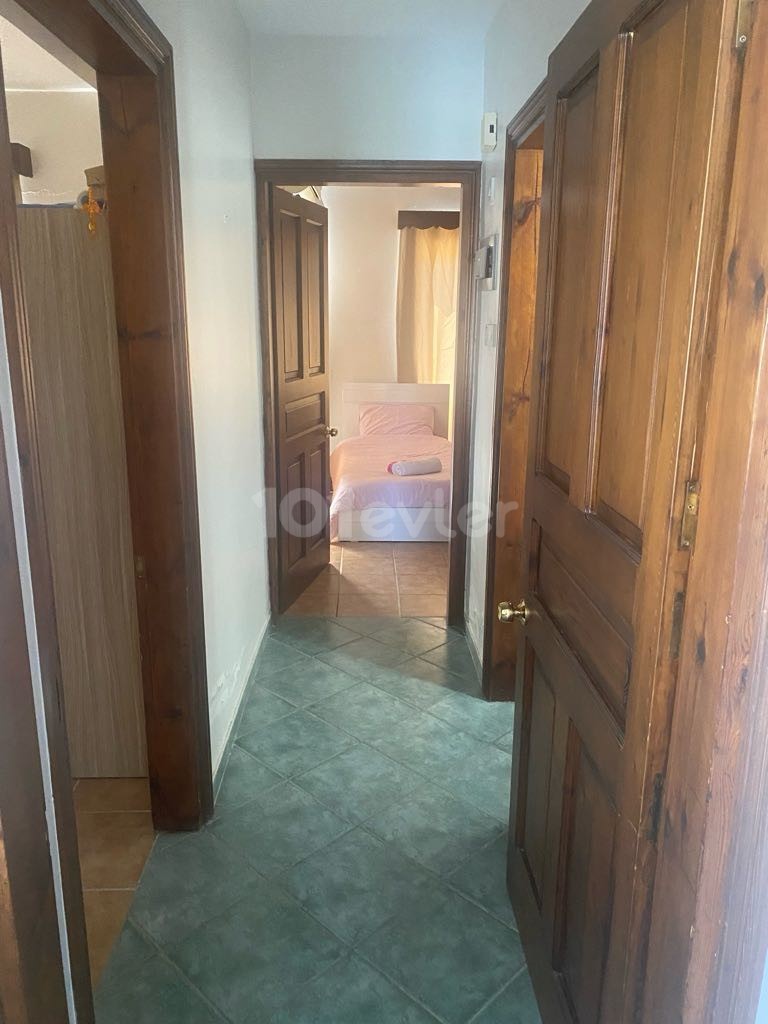 Girne Merkez Günlük Kiralık 2+1 Daire 