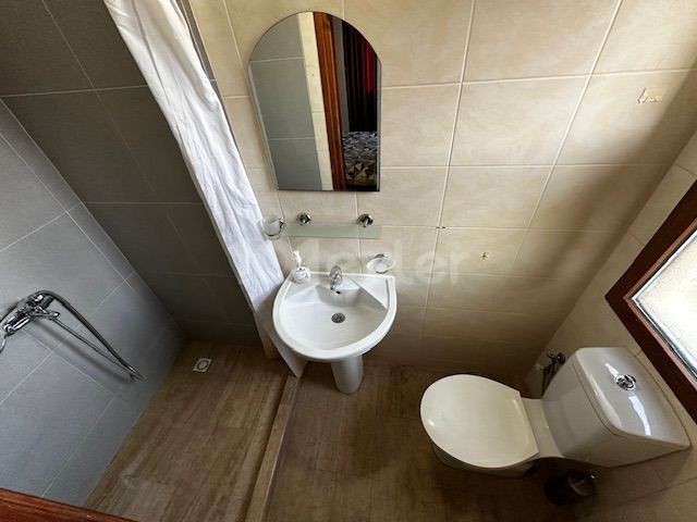 Girne Alsancakta Günlük Kiralık Özel Havuzlu 3+1  Villa