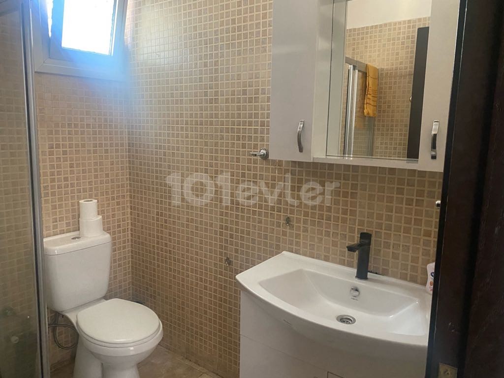 Girne Merkez Günlük Kiralık 1+1 Daire 