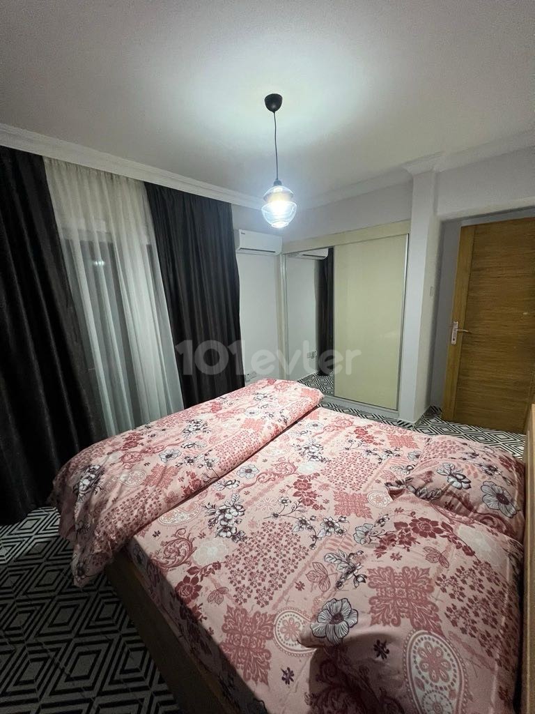 Girne Merkezde Günlük Kiralık 3+1 Daire 