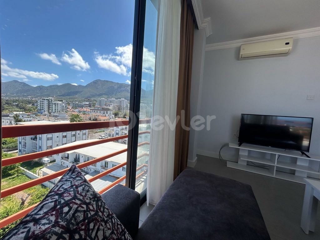 Kyrenia Center Daily Rental 1+1 Penthouse with Sea View