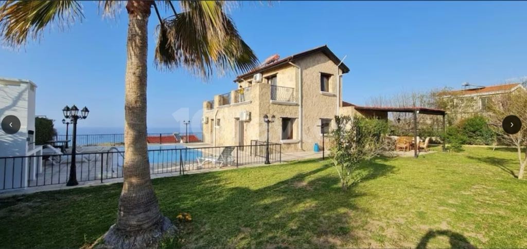 Girne Alagadi Özel Havuzlu Günlük Kiralık 3+1 Villa