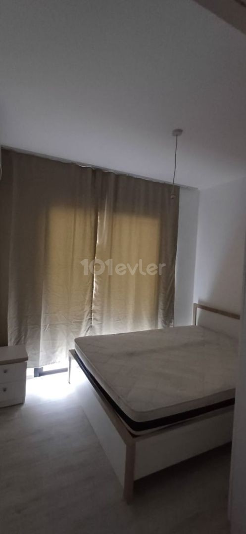 Flat To Rent in Zeytinlik, Kyrenia