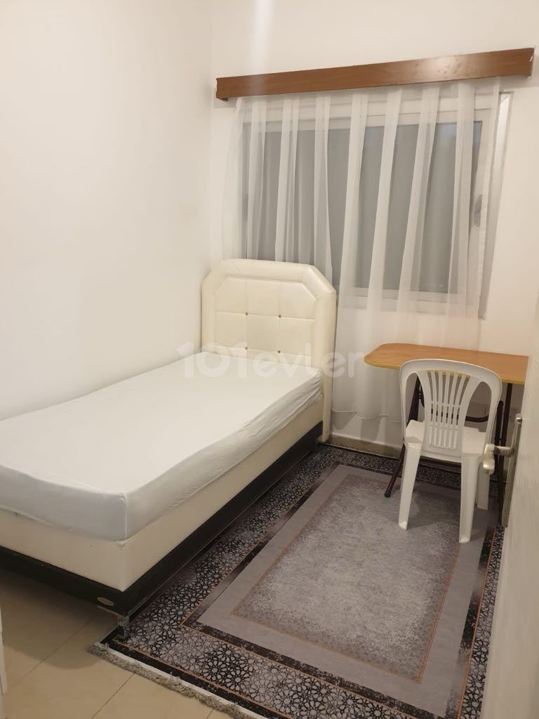 Flat To Rent in Mağusa Merkez, Famagusta