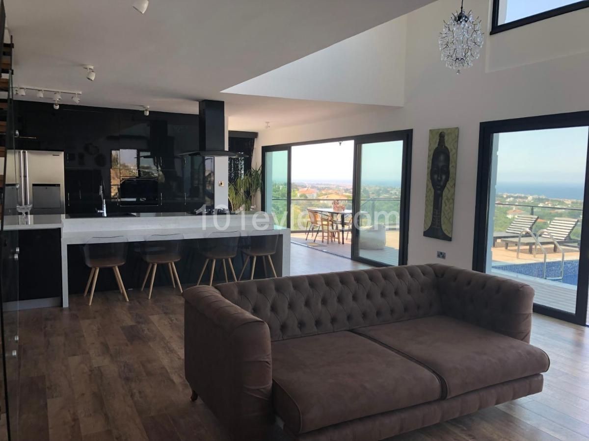 Gorgeous View Pool Villa For Sale In Girne Lapta ** 