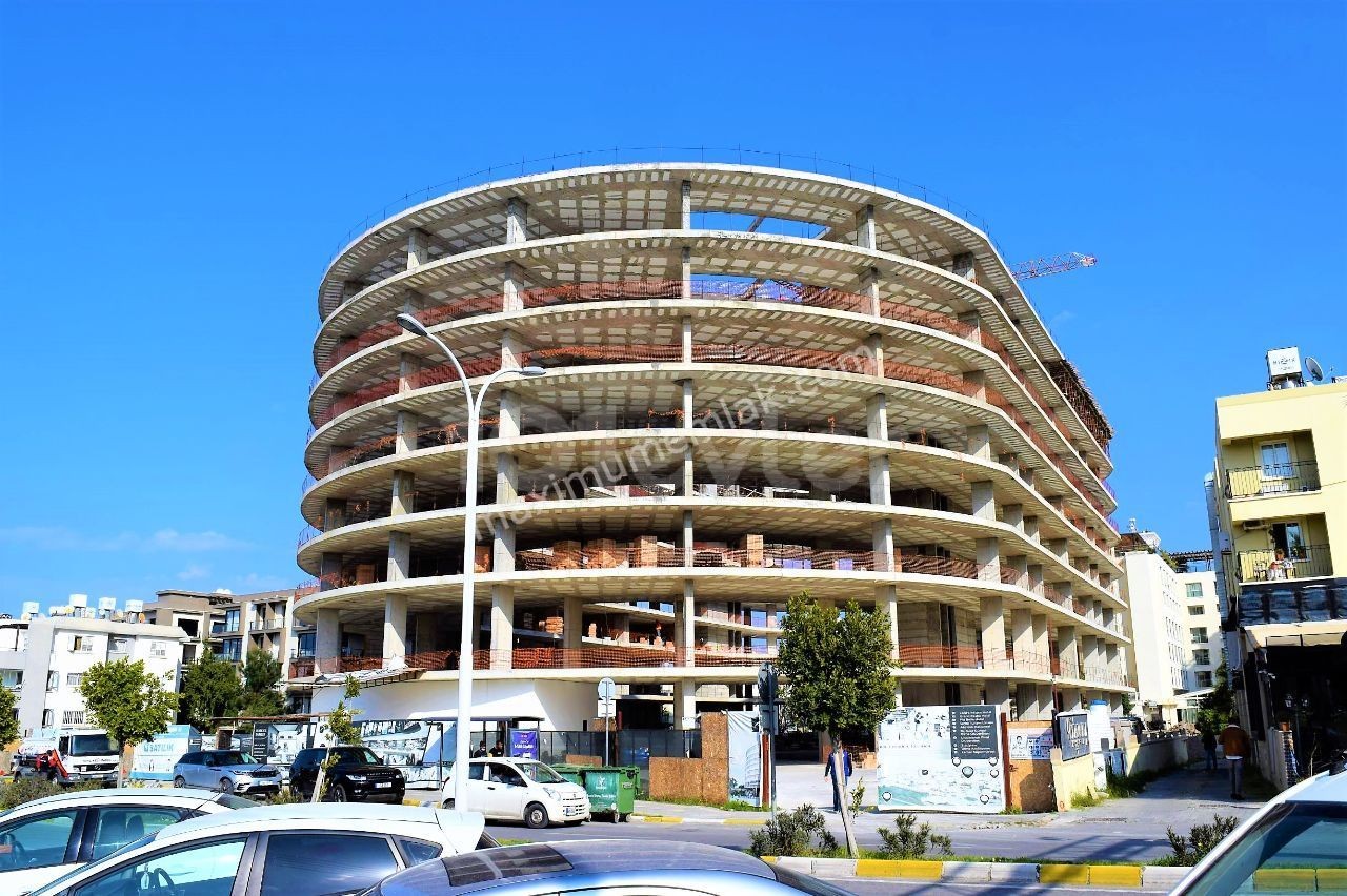 In diesem Jahr wird unser Avm & Residence-Projekt in der schönsten Straße von Kyrenia geliefert und beginnt bereits zu gewinnen ** 