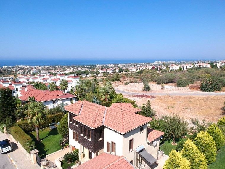 Girne Bellapais'de Muhteşem bir  Kösk'de Yaşamak İsterseniz, Mutlaka bize ulaşın