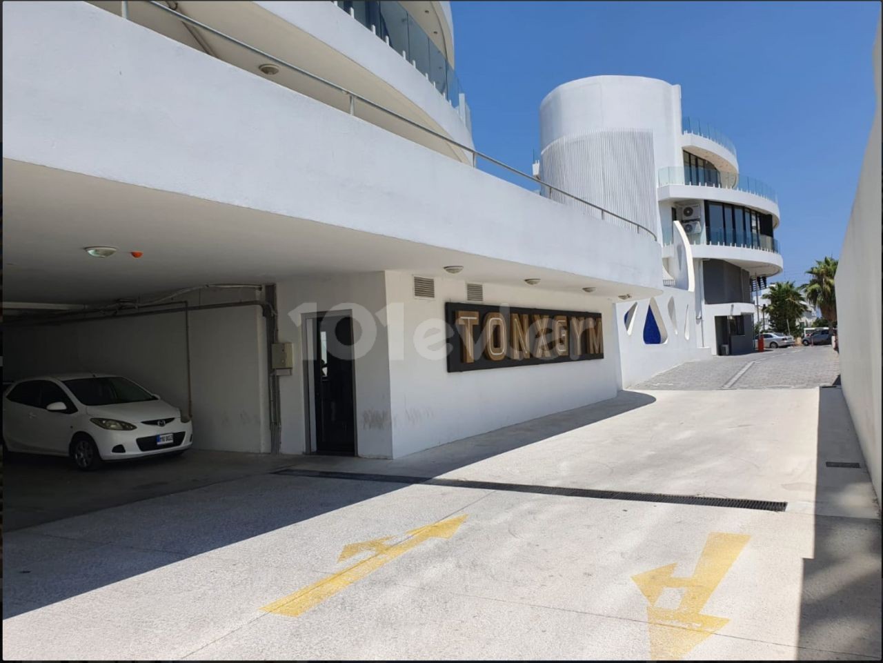 3+1 Wohnung zum Verkauf in der Perla Residence im Zentrum von Kyrenia