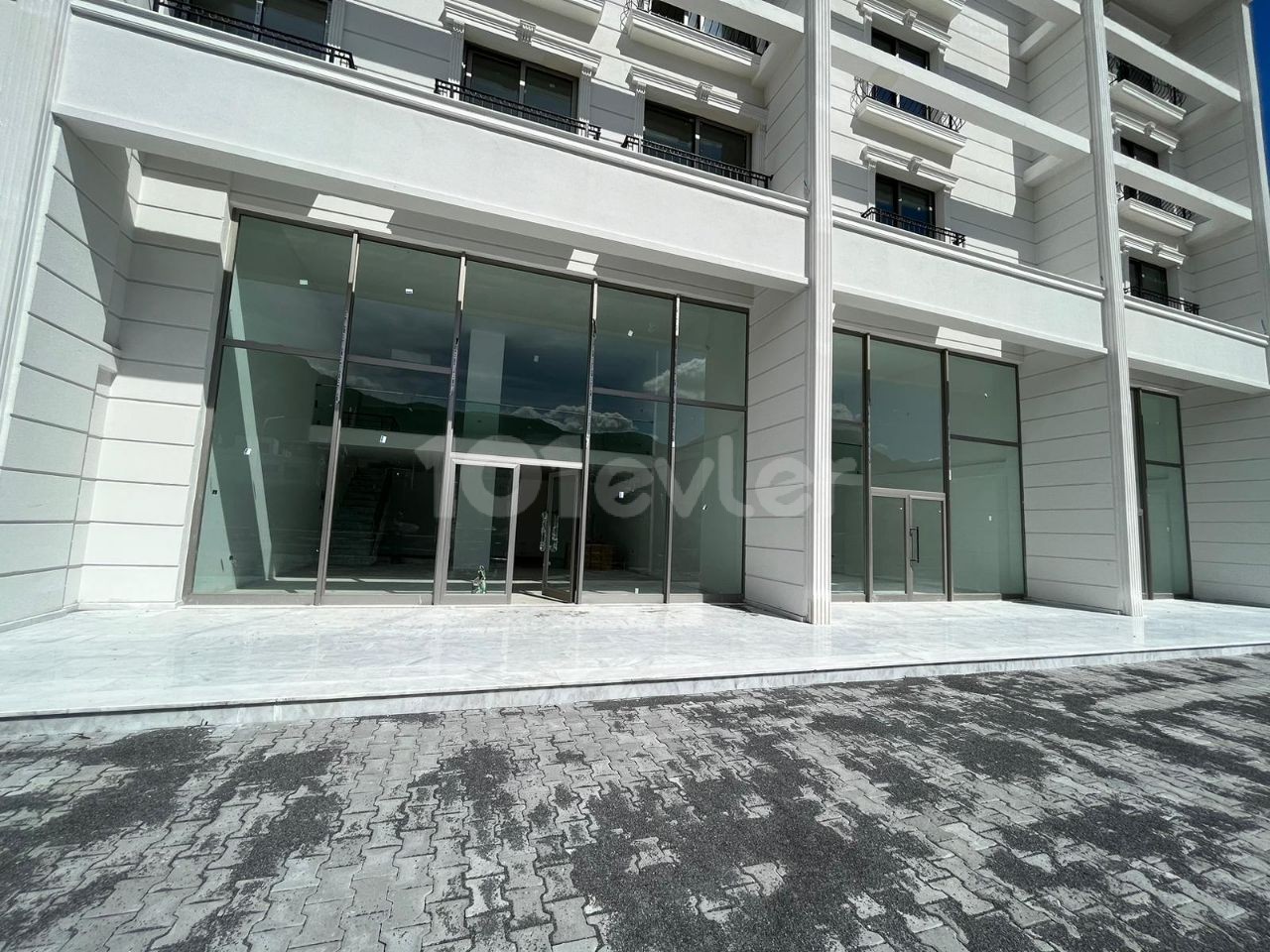 SHOPS FOR RENT IN NIL BURAK RESİDANCE!!!!