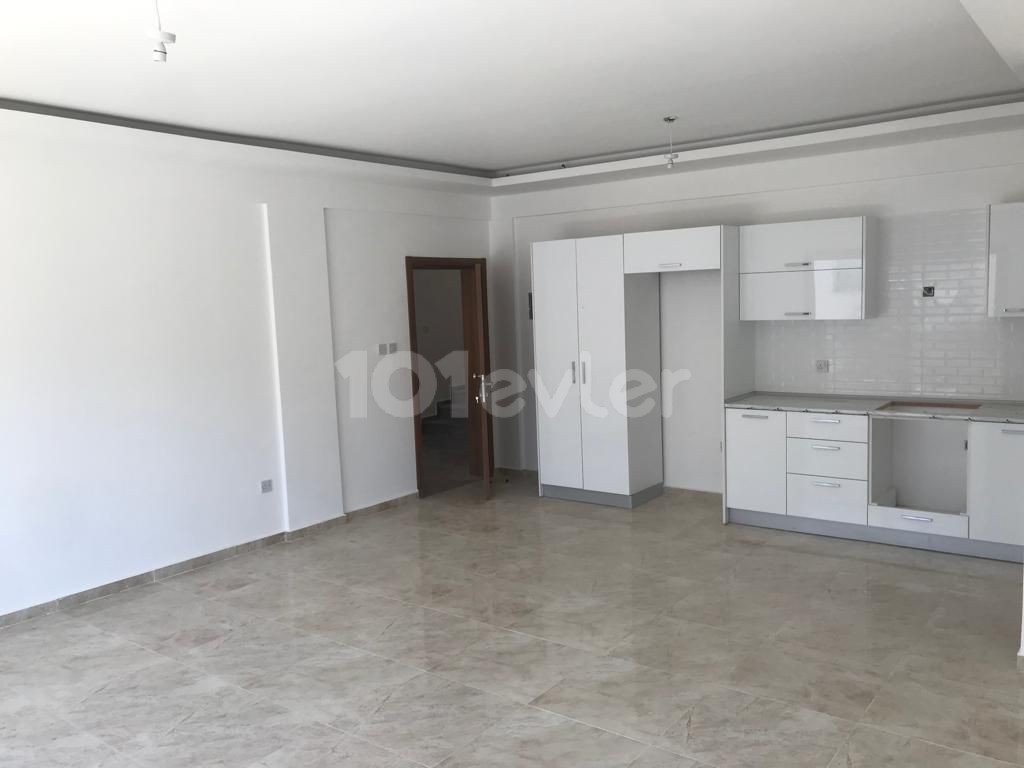 2+1 SPACIOUS APARTMENT WITH SEA VIEW