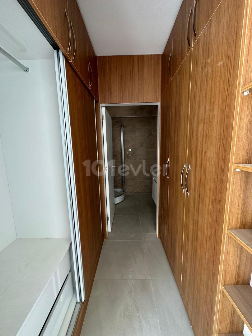 Neue 2+1 Wohnung mit Balkon im Girne Center