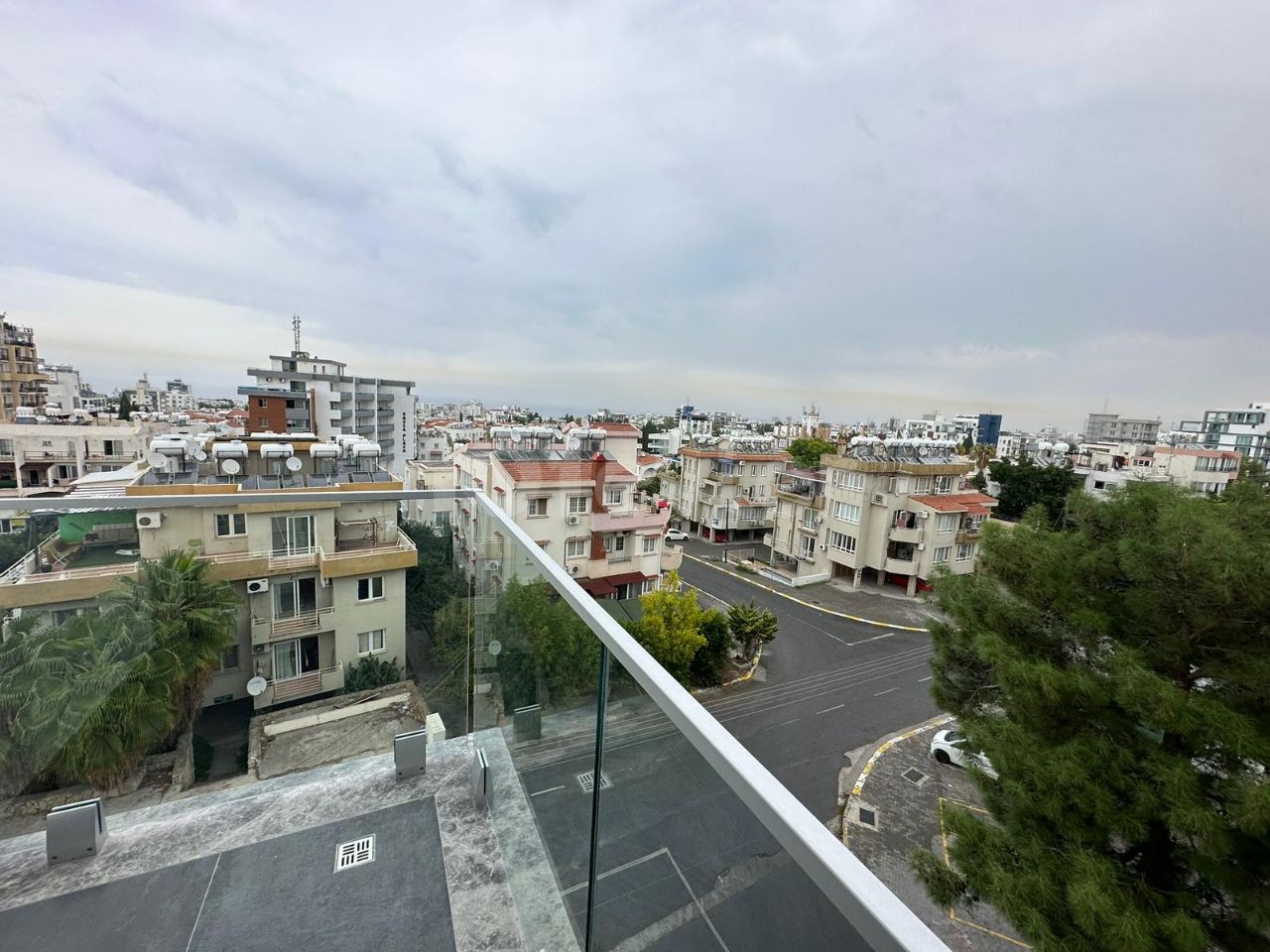 2+1 FLAT WITH SEA VIEW FOR SALE IN KYRENIA CENTER