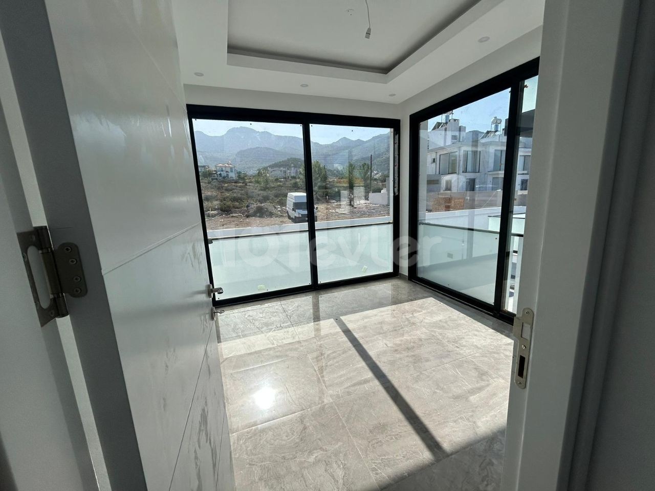 5+1 VILLA ZUM VERKAUF IN GIRNE ÇATALKÖY