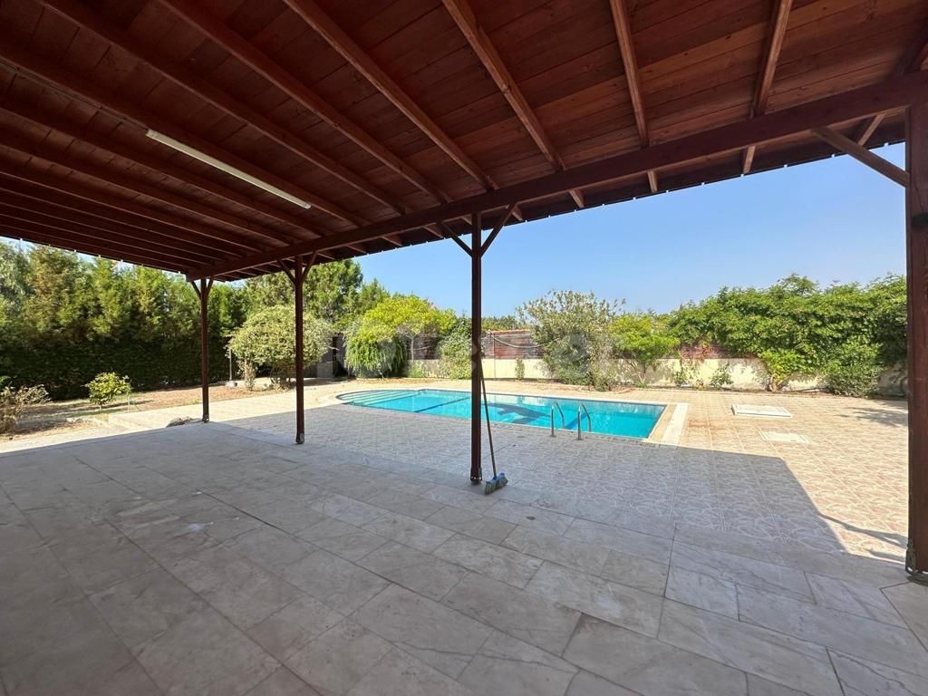 3+1 villa for rent with private pool in Karaoğlanoğlu