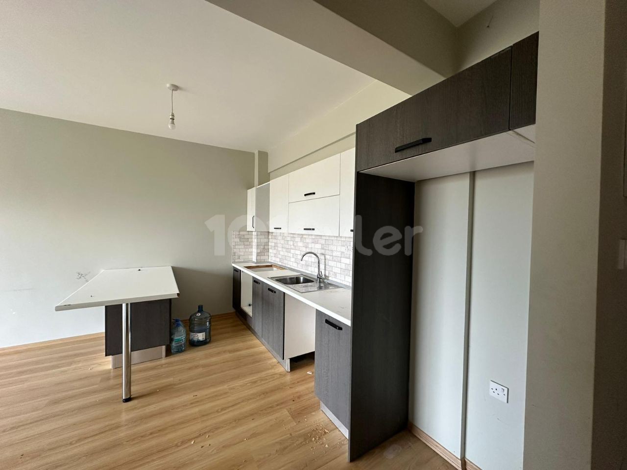 OPPORTUNITY 2+1 FLAT FOR SALE IN GIRNE DOĞANKÖY WITH ALL TAXES PAID