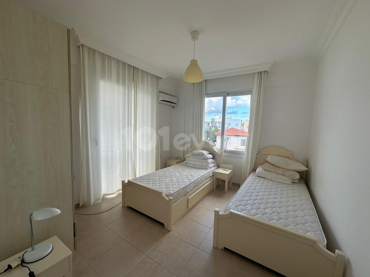 SINGLE AUTHORIZED ALSANCAK 3+1 FLAT WITH SEA VIEW