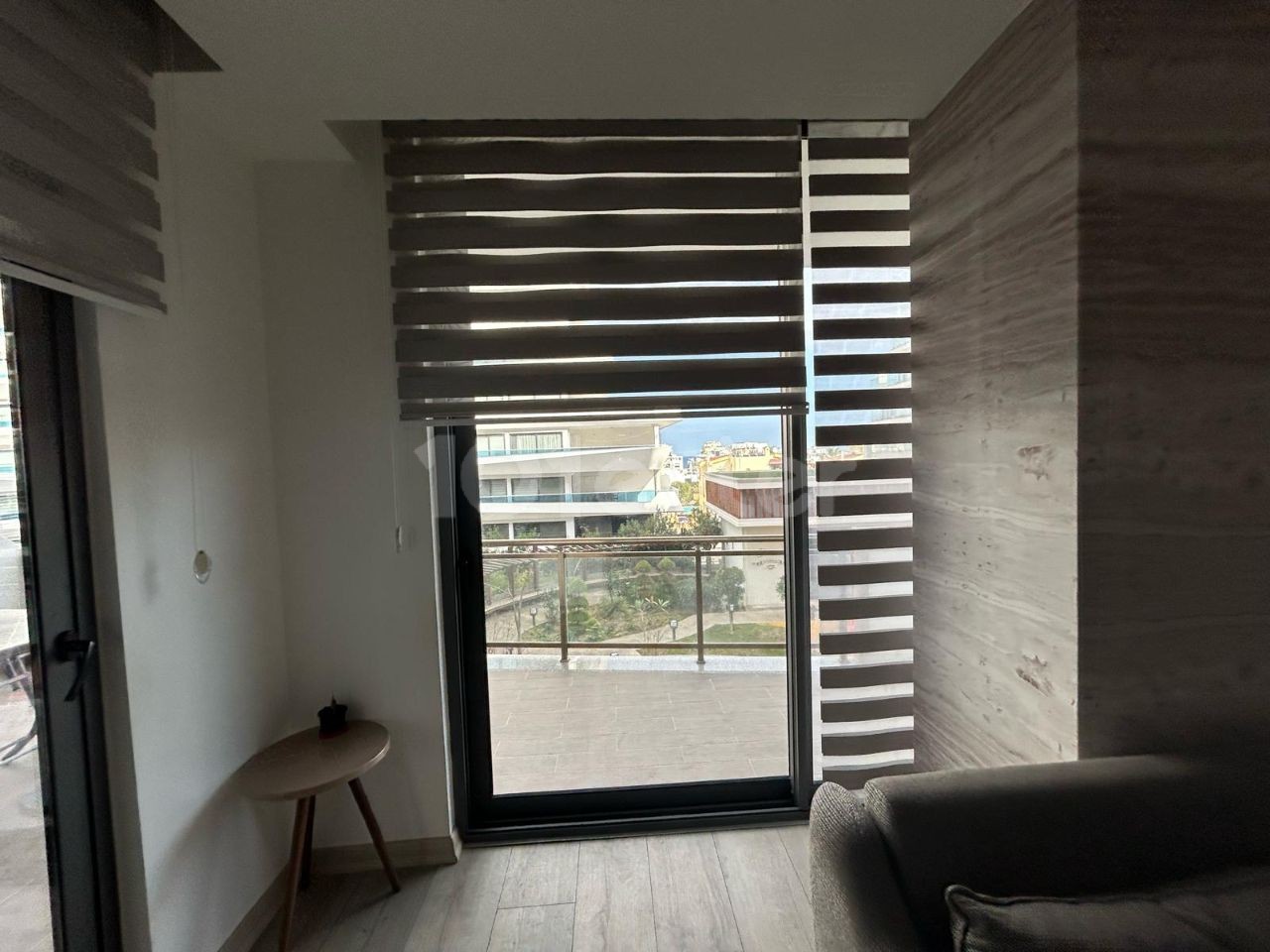 2+1 WOHNUNG MIT MEERBLICK IN KYRENIA ELEGANCE GRUNDSTÜCK ZU VERKAUFEN