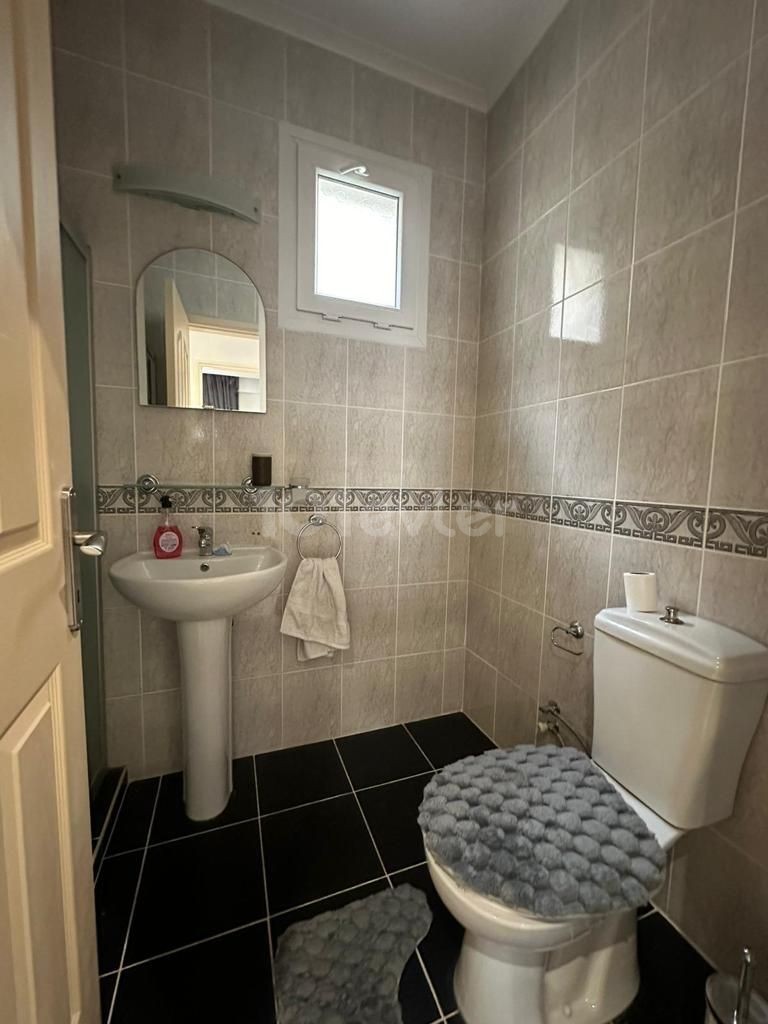 GİRNE MERKEZ 4+1 KİRALIK PENTHOUSE DAİRE