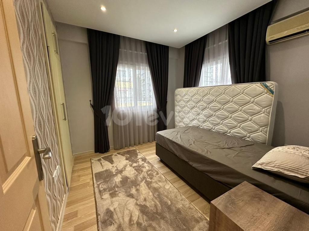 GİRNE MERKEZ 4+1 KİRALIK PENTHOUSE DAİRE