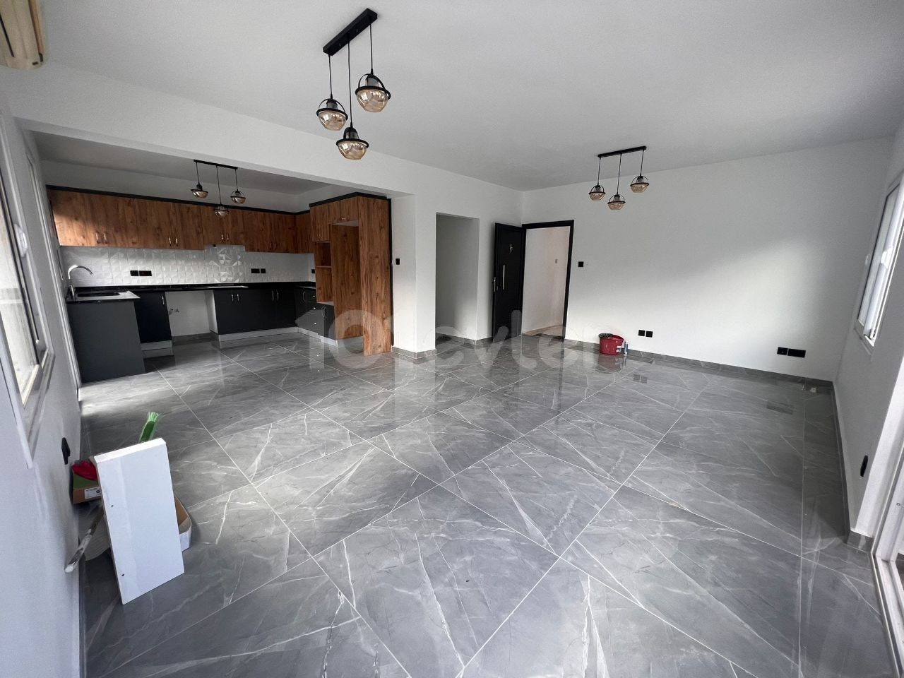 3+1 FLAT FOR SALE IN KYRENIA NUSMAR MARKET AREA