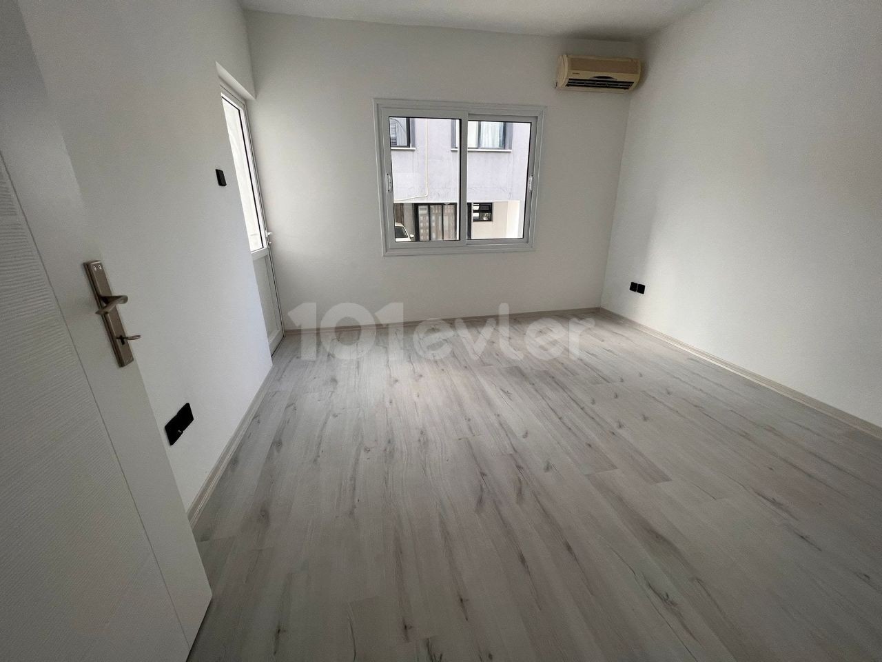 GİRNE NUSMAR BÖLGESİNDE 3+1 SATILIK DAİRE