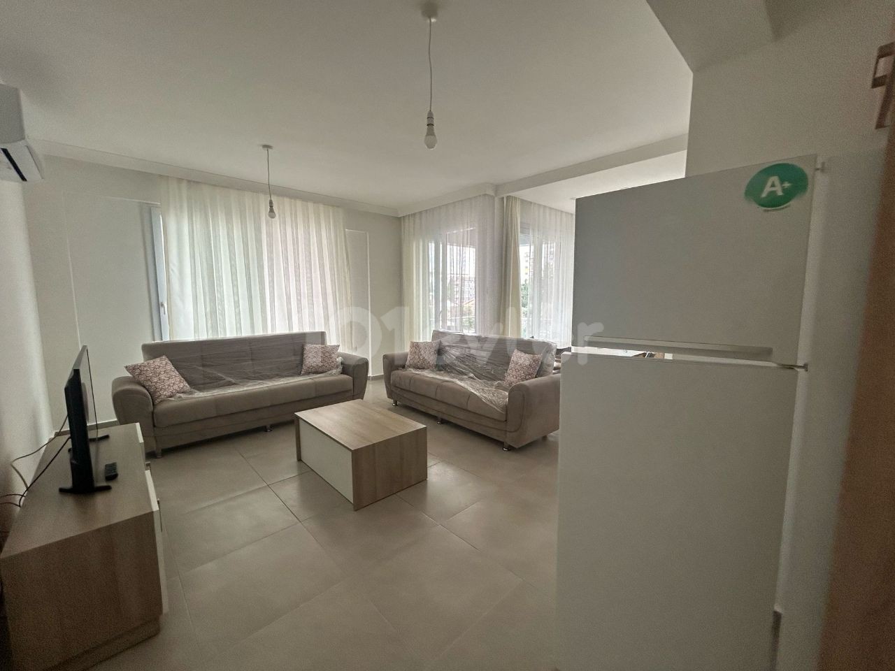 2+1 flat for rent within walking distance to all amenities near Kyrenia Central Kar Market