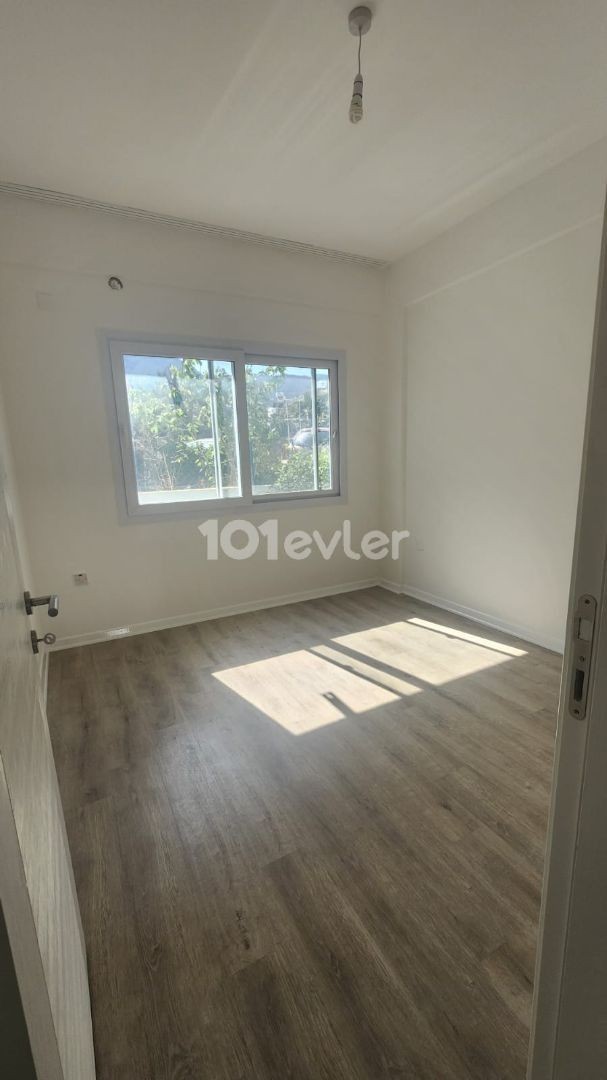 ALSANCAK 2+1 UNFURNISHED GARDEN FLOOR FLAT