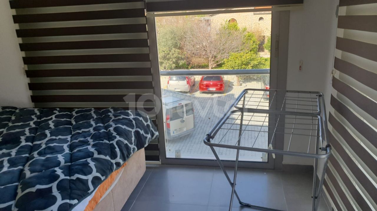 Girne Lapta bölgesinde 1+1 kiralık daire