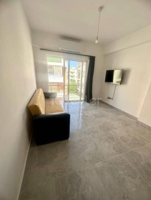 2+1 flat for rent in Gönyeli center