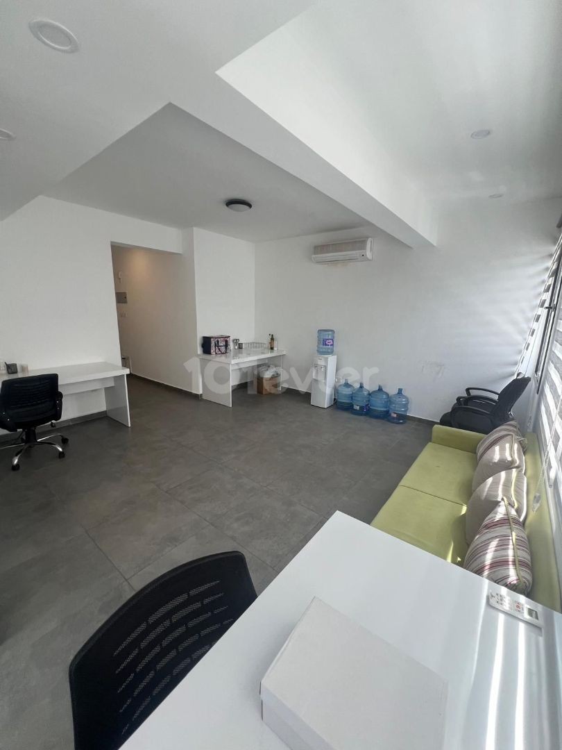 Office To Rent in Aşağı Girne, Kyrenia