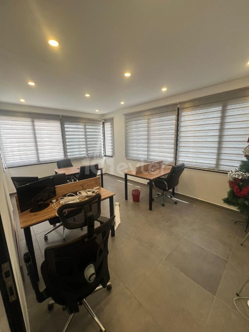 Office To Rent in Aşağı Girne, Kyrenia