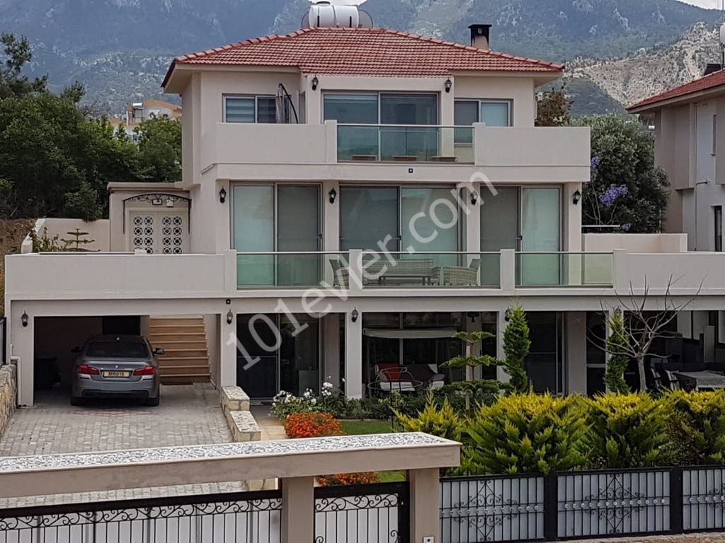 Girne Çatalköy, Satılık Villa