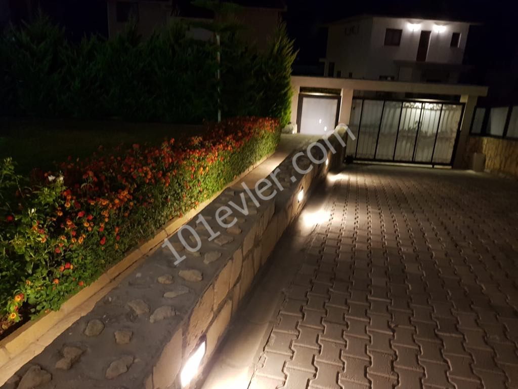 Villa For Sale in Çatalköy, Kyrenia