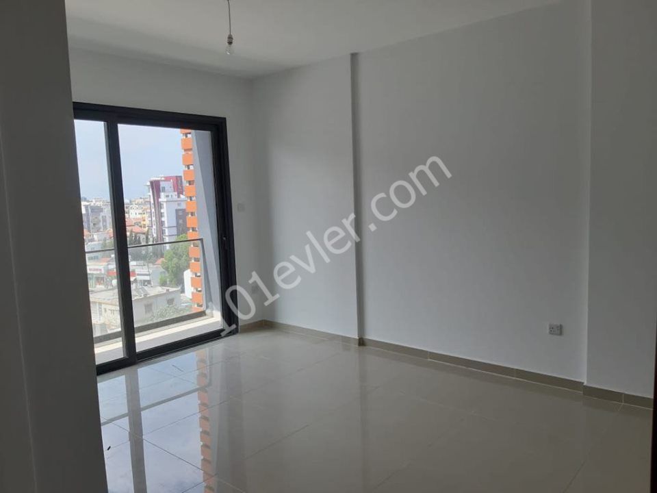 Gazimağusa Salamis Caddesi Satılık 1+1 Daire