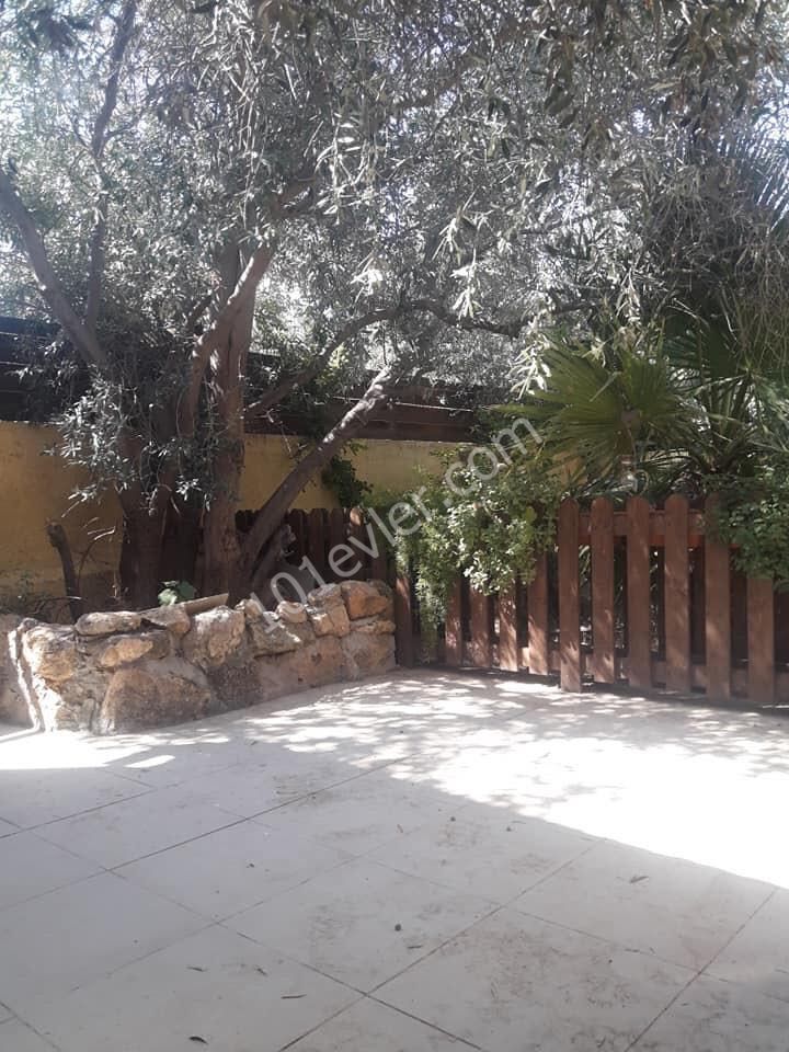 Detached House For Sale in Yeni Boğaziçi, Famagusta