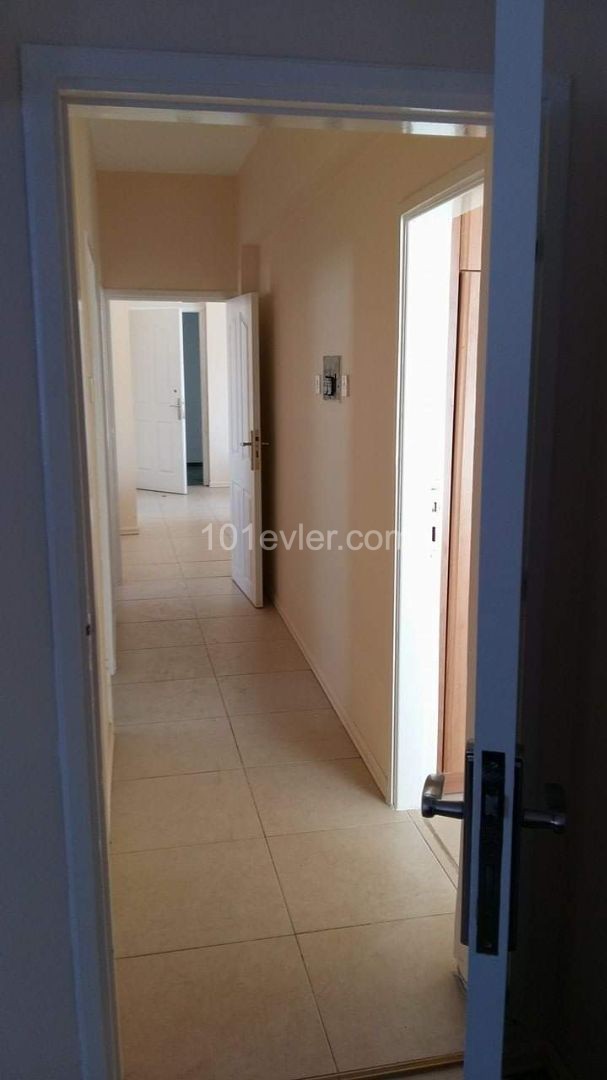 Famagusta Salamis Road 3+1 Flat For Sale ** 