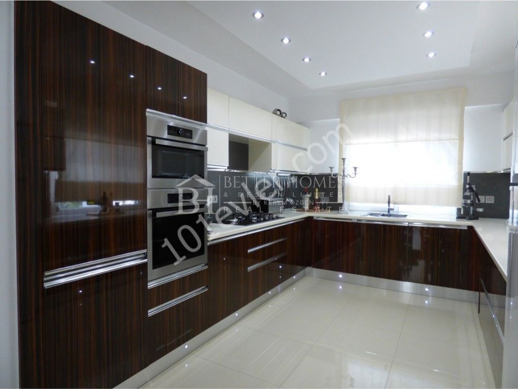 Luxury 3+ 1 villa for sale in Çatalköy! ** 