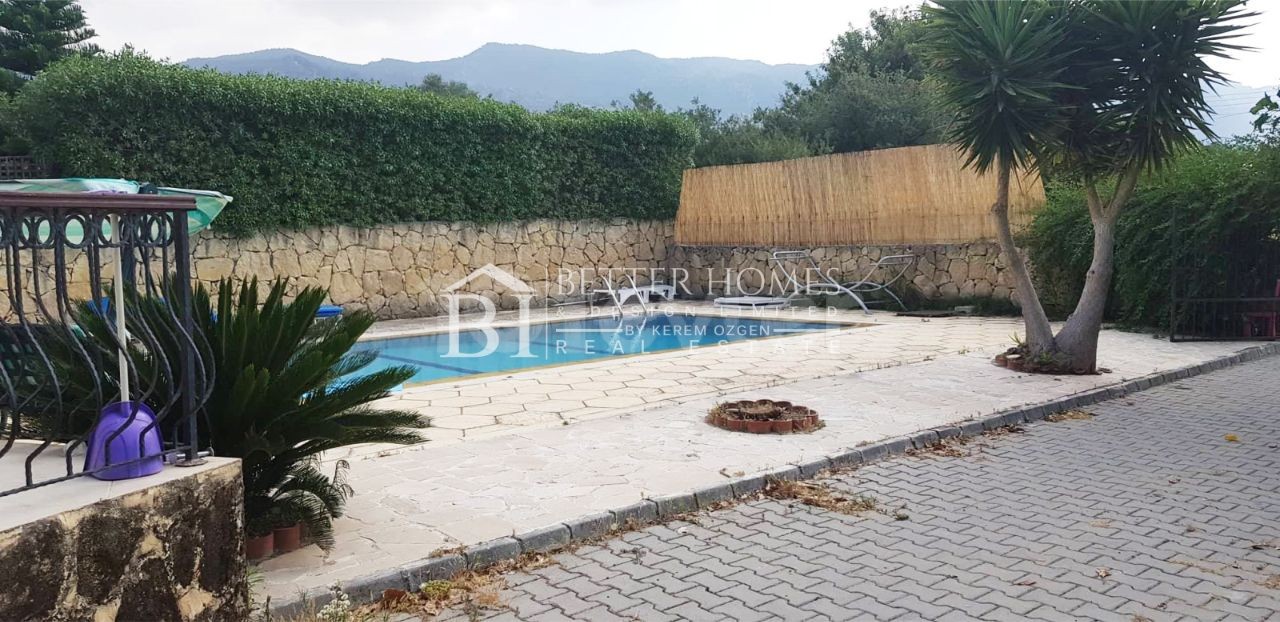 3 + 1 villas for sale in Alsancak! ** 