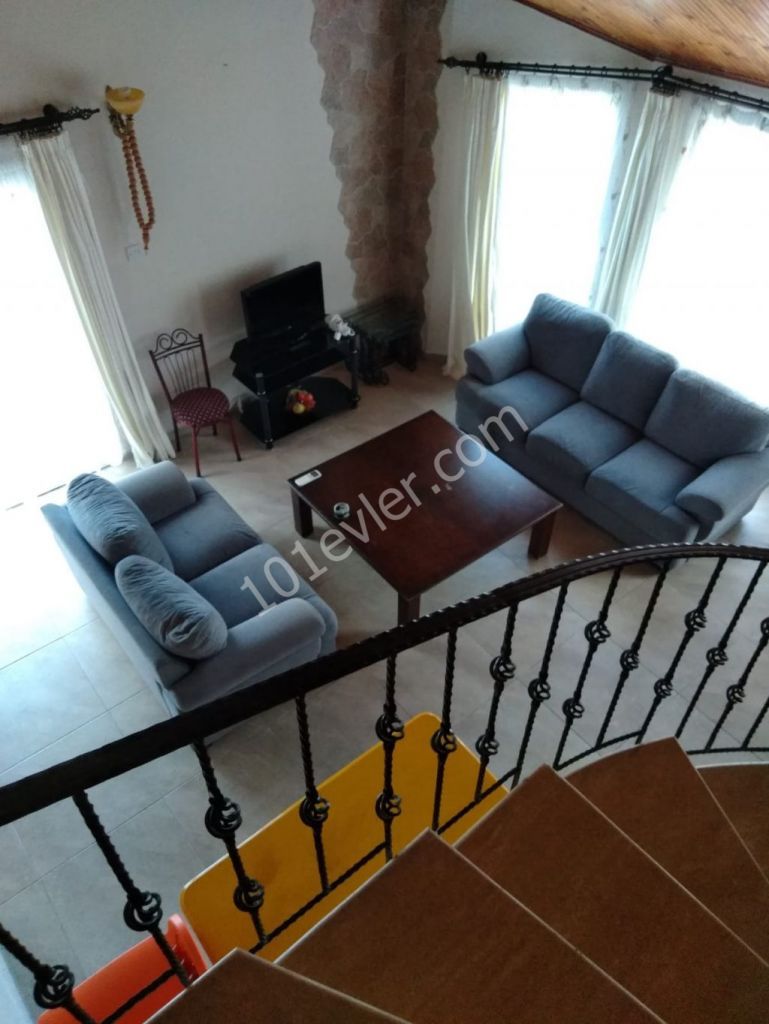 4 BEDROOM VİLLA FOR RENT İN KARŞIYAKA