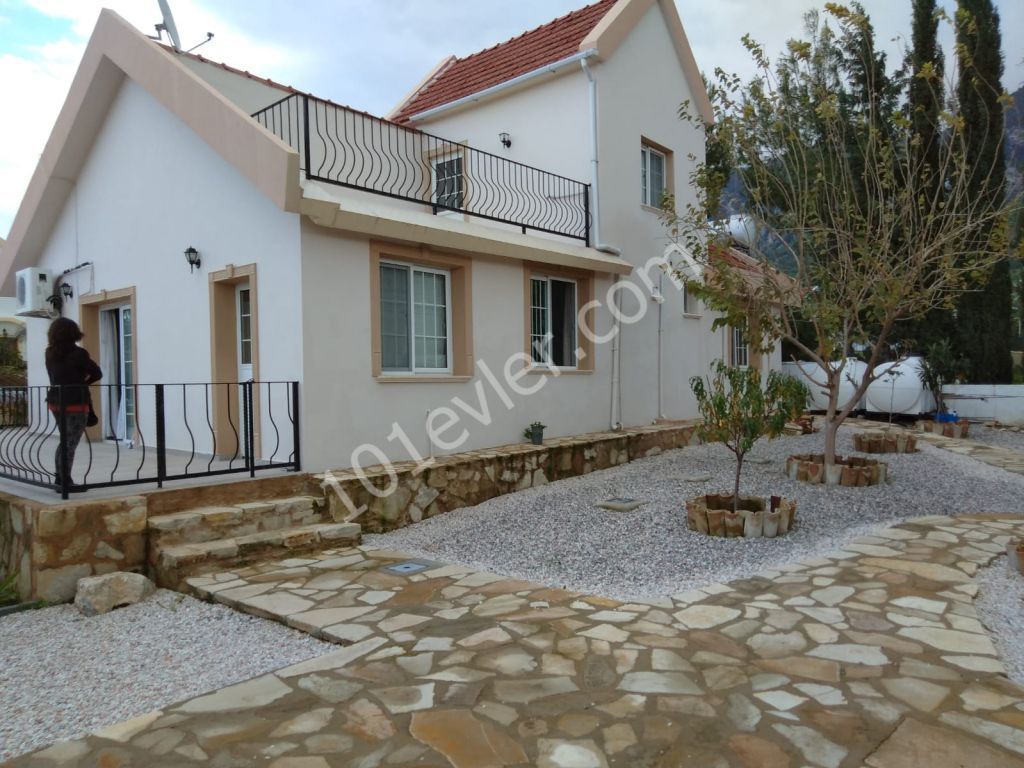 4 BEDROOM VİLLA FOR RENT İN KARŞIYAKA