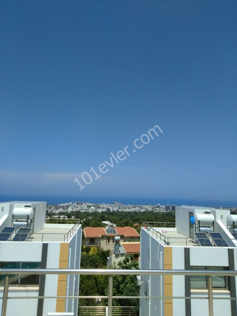 Semi Detached To Rent in Girne Merkez, Kyrenia