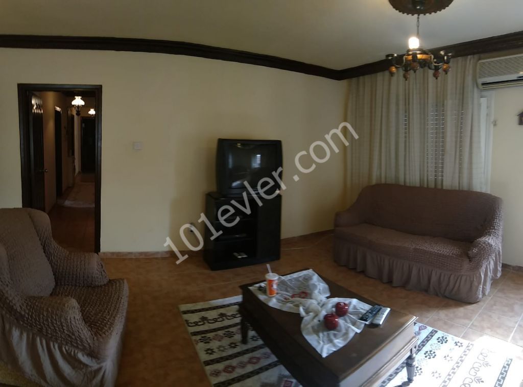 3 BEDROOM PENTHOUSE İN CİTY CENTER