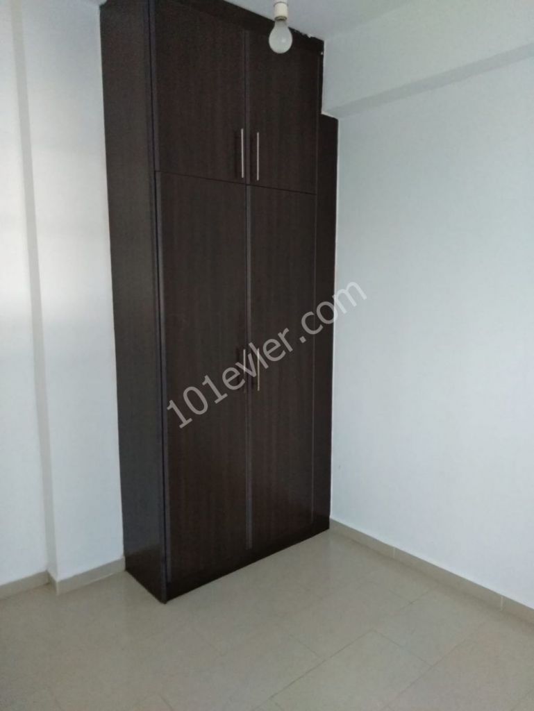 2 BEDROOM FLAT FOR RENT İN KYRENİA CİTY CENTER